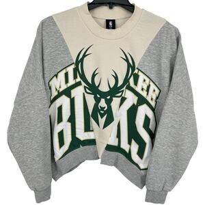 Women's NBA Milwaukee Bucks Big Print Oversized Cropped Crewneck Sweatshirt XL